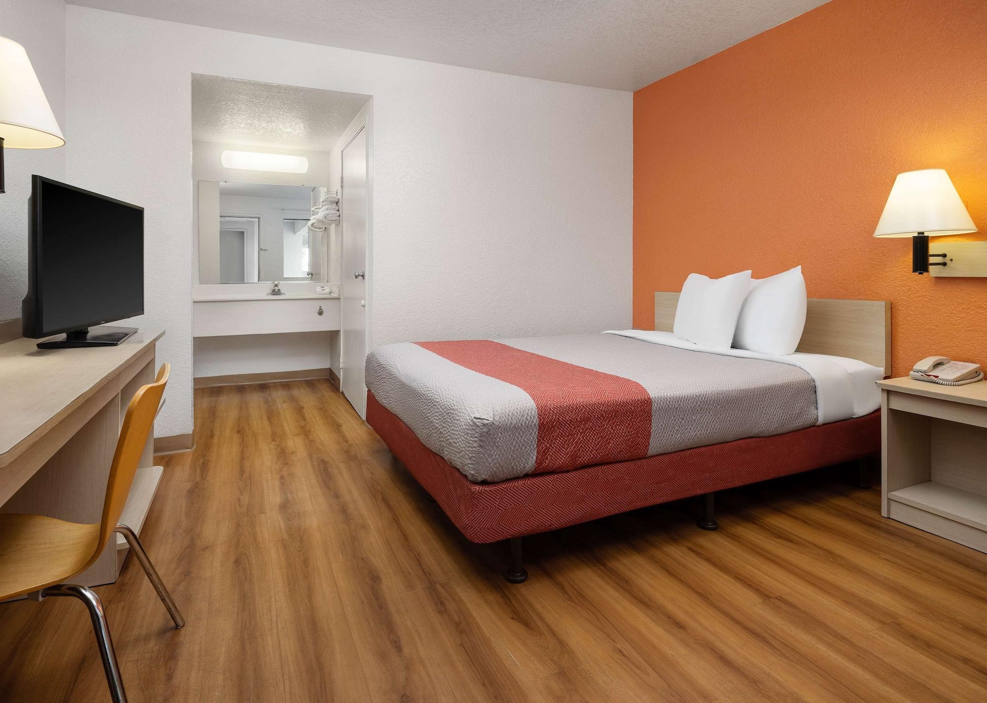 Motel 6-Buena Park, Ca - Knotts Berry Farm - Disneyland Εξωτερικό φωτογραφία