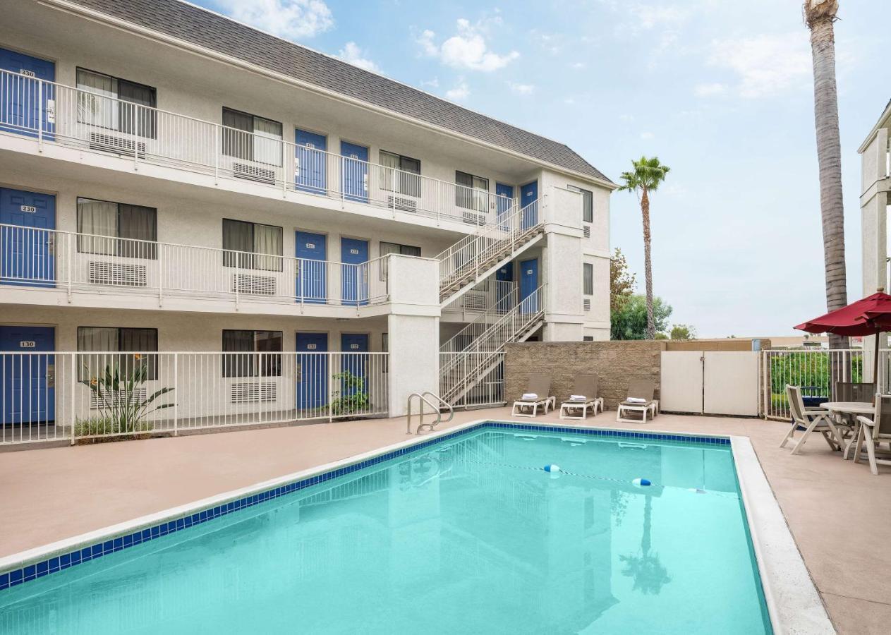 Motel 6-Buena Park, Ca - Knotts Berry Farm - Disneyland Εξωτερικό φωτογραφία
