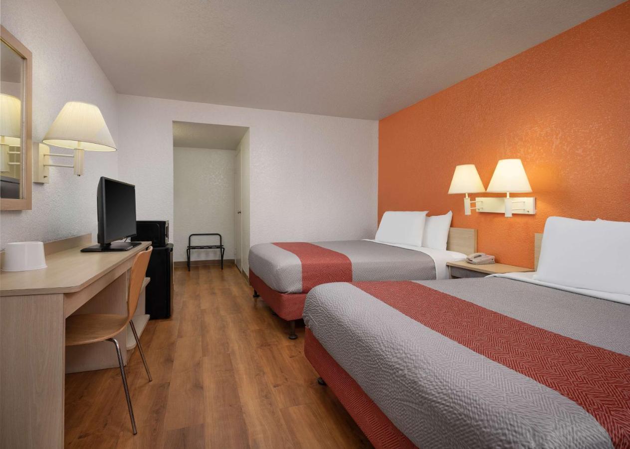 Motel 6-Buena Park, Ca - Knotts Berry Farm - Disneyland Εξωτερικό φωτογραφία