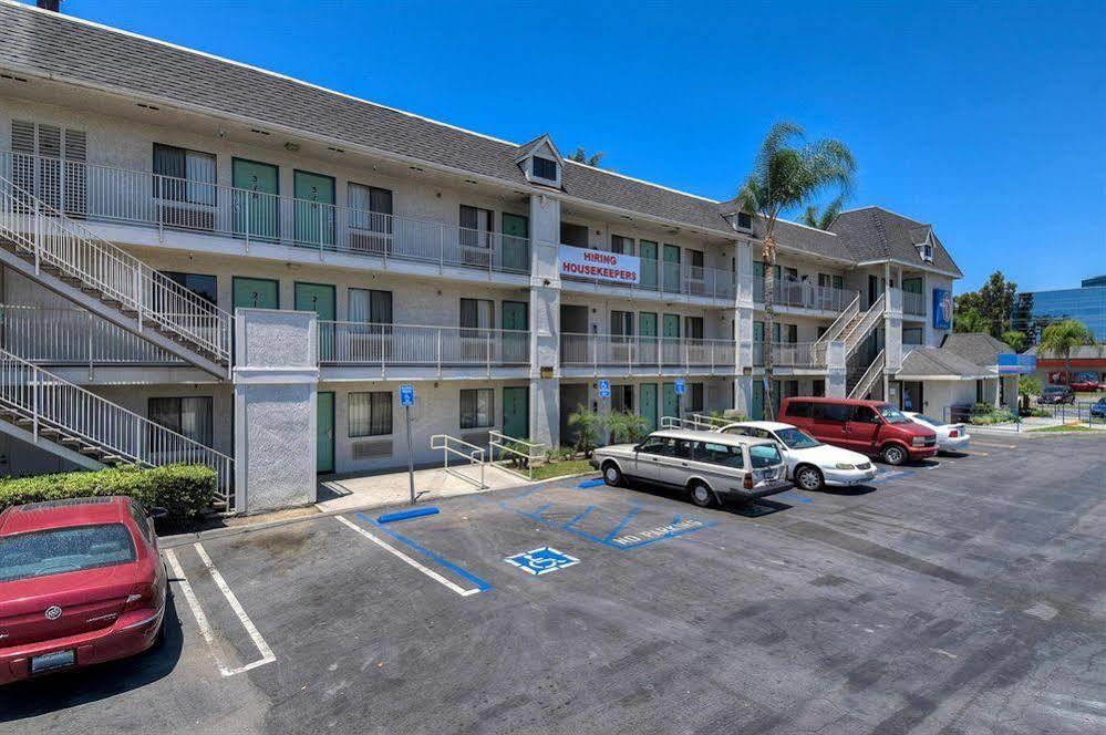 Motel 6-Buena Park, Ca - Knotts Berry Farm - Disneyland Εξωτερικό φωτογραφία
