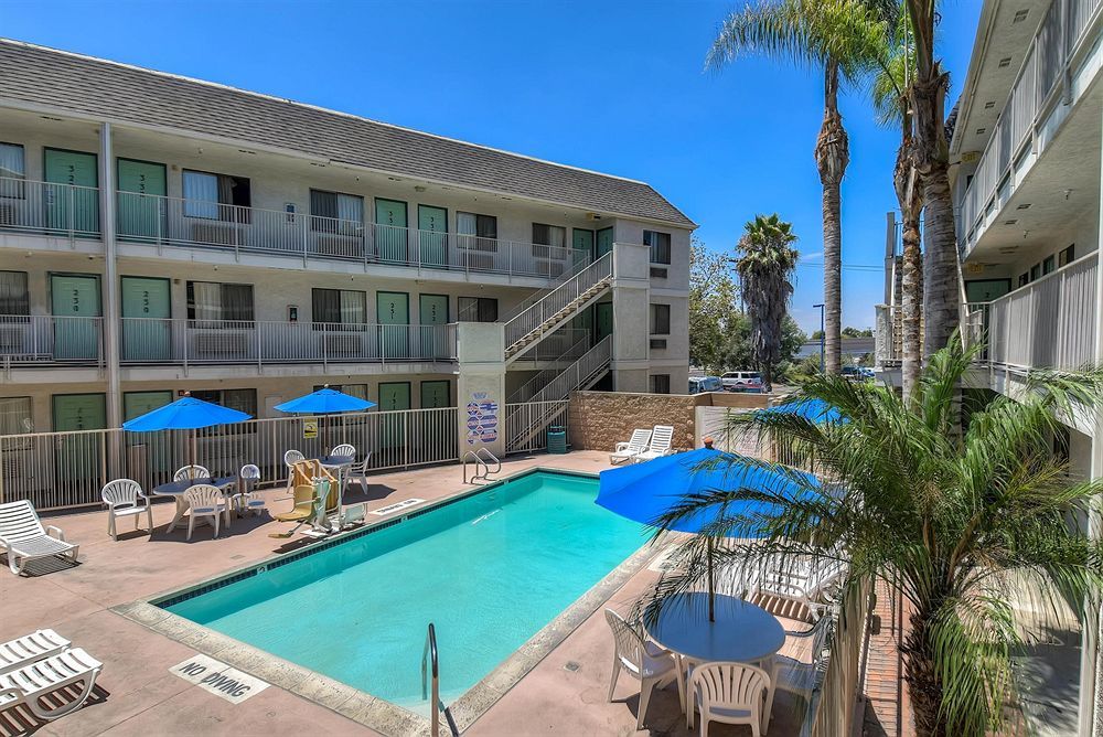 Motel 6-Buena Park, Ca - Knotts Berry Farm - Disneyland Εξωτερικό φωτογραφία