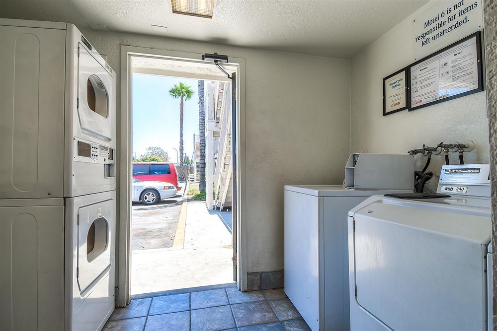 Motel 6-Buena Park, Ca - Knotts Berry Farm - Disneyland Εξωτερικό φωτογραφία